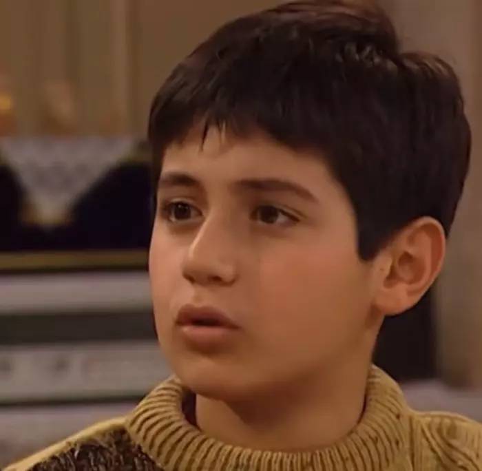Bir dönemin çocuk yıldızı büyüdü! Yabancı Damat’ın Mustafa’sı Ozan Uğurlu’nun değişimi olay oldu 7